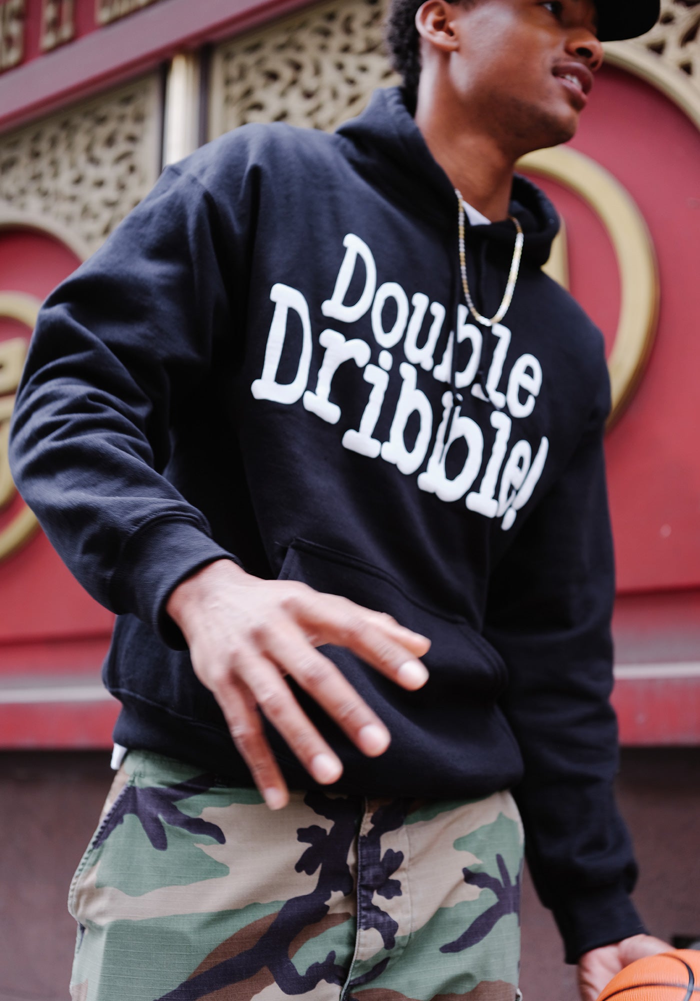 DOUBLE DRIBBLE PUFF PRINT BLK HOODIE